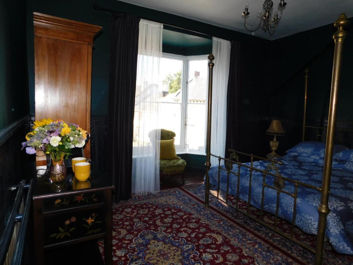 The Bear Bread Bakery B&B, Ensuite Rooms Above The Bakery, Colyton Exterior photo