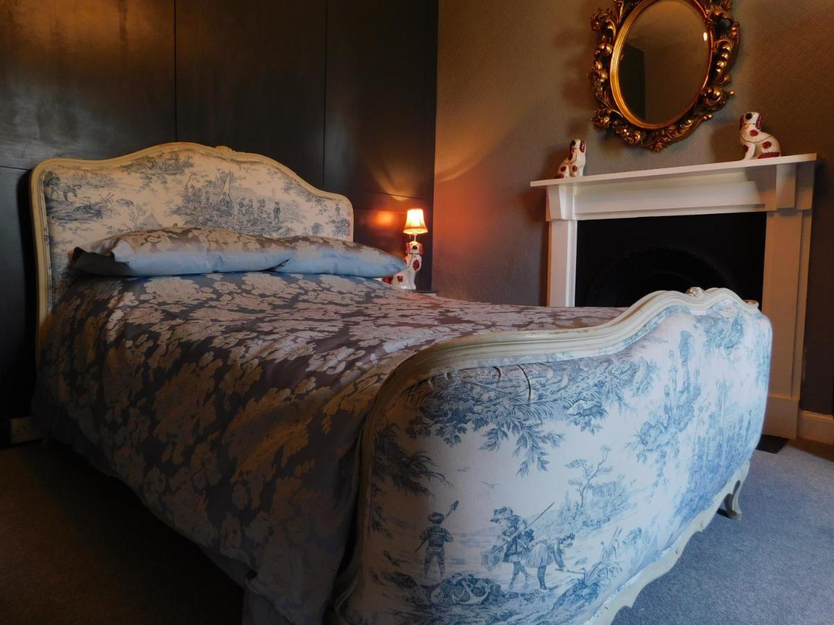 The Bear Bread Bakery B&B, Ensuite Rooms Above The Bakery, Colyton Exterior photo